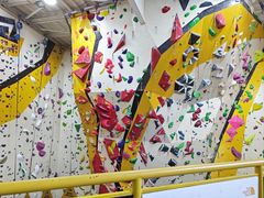 -问山MountQuest攀岩馆