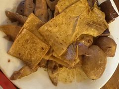 -老鼎万春卤菜(五代传承创始老店)