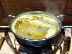 金汤酸菜锅底-独食火锅·半米屋台(直营总店)