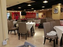 大堂-金杏·粘卷子 烤鸭 农家菜