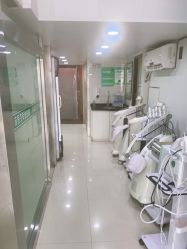 -苗医生专业祛痘·皮肤管理