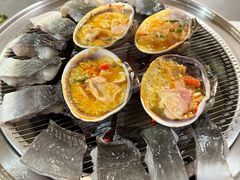 -围炉肉舍•炭烤活鳗•丹东海鲜烤肉(步行街店)