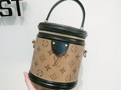 -用真奢侈品名表名包回收中心(朝阳万达店)