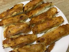 -一品鲜鱼锅贴(人民一路店)