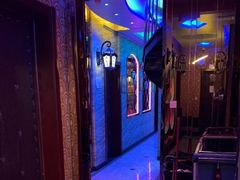 -路边边.炒菜烧烤.音乐餐厅(良乡长虹店)