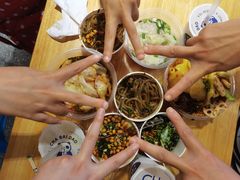 -八一路好吃街(雨田商务大厦店)