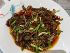 酸菜丝炒牛肉-贵州大厦贵州厅(樱花园西街店)