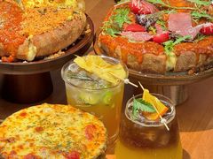 -Dragon Pizza•圆脸龙披萨·牛排餐厅