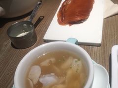 乌鱼蛋汤-小大董·烤鸭(凤凰汇店)