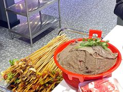 -钢管厂五区小郡肝串串香(蜀都万达店)