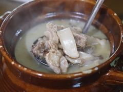 松茸炖鸡-五彩雪域藏餐馆