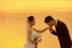 -AOROA·奥洛拉婚纱摄影·旅拍·礼服