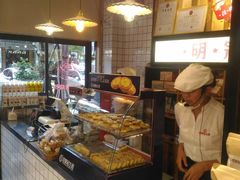 -昆明冠生园·蛋糕·面包(南强街店)