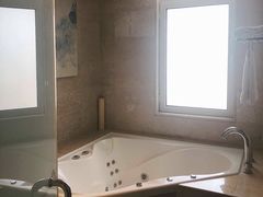 -青岛城阳宝龙福朋喜来登酒店