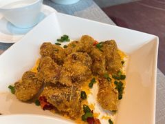 金沙焗蒜香排骨-希尔顿酒店-豫园中餐厅