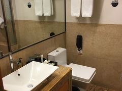 -珠海拱北口岸希尔顿欢朋酒店