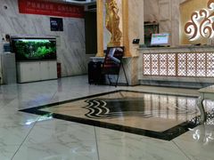 -尚足影院式足疗·住宿·美食(解放碑店)