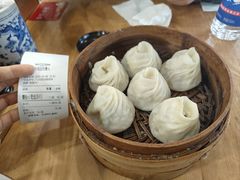 蟹粉小笼包-常鲜德乐购迎桂馒头店(麻巷公寓店)