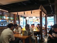 大堂-弄堂咪道-饭香·面香·馄饨香(钦州北路田尚坊店)