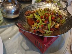 -鑫巴蜀小镇 · 水煮鱼专研店(玉桥店)