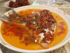 -鸿一饭店(隐秀路店)