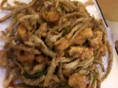 -香巴拉云南餐厅(华莱坞店)