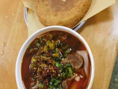 -魏旺湖北正宗牛肉面(硚口公园店)