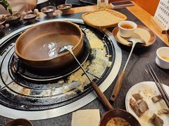 -阿山卓·野生菌火锅·纳西火塘烤肉