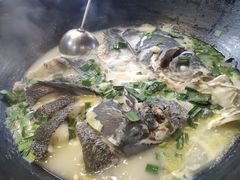 招牌柴火灶鱼头-好灶头妈妈菜·柴火灶台鱼·千岛湖土菜地标美食