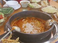 -黔三一夺夺粉酸汤火锅(百信店)