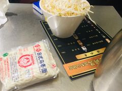 -胡须佬鸡煲四季火锅店(石厦西村直营店)