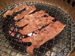 -山川小町·极番烧肉(新地假日广场店)