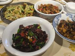 -湘鲜小灶·湖南土菜馆(龙华店)