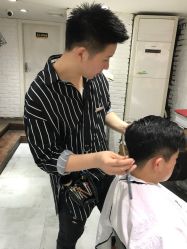 -川禾美发沙龙