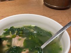 -聚鑫朋酸菜肥肠(文艺路口店)