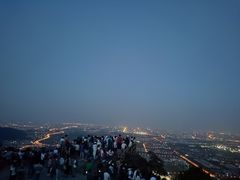 -鬼笑石后山停车场