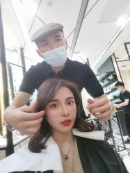 -HAIR CORNER