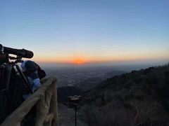 -鬼笑石后山停车场