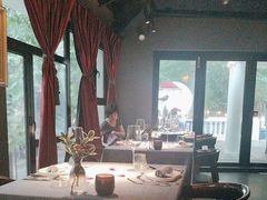 -弦月窗LUNETTE BY AMANDA(复兴路店)