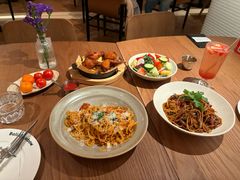 -芭莉与彩虹西餐厅(成都合生汇店)