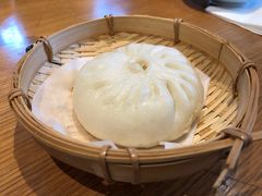 国际酱肉包-村外有星光小食铺(长嘉汇店)