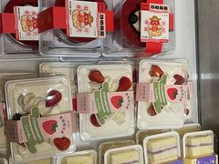 -皇冠幸福里动物奶油生日蛋糕(石桥店)