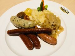 -LENBACH兰巴赫西餐啤酒坊(大连东港店)