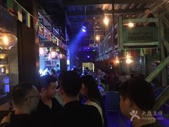 -啤仕多·啤客国潮跳舞BAR(保俶路店)