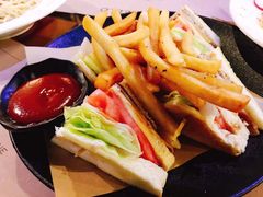 -遇见西木美式餐厅(体育路店)