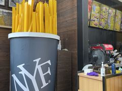 -纽约薯条(世豪广场店)