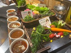 -蘸小院铁锅炖·蘸酱菜·东北菜(怀远门店)
