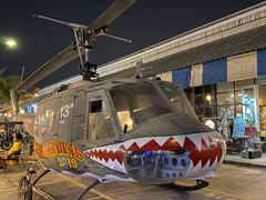 -席娜卡琳火车铁道夜市