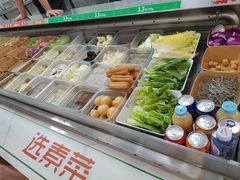 -红渡小香·牛肉麻辣香锅(车站南路店)