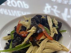 -西域伙伴清真牛肉面(中盛店)